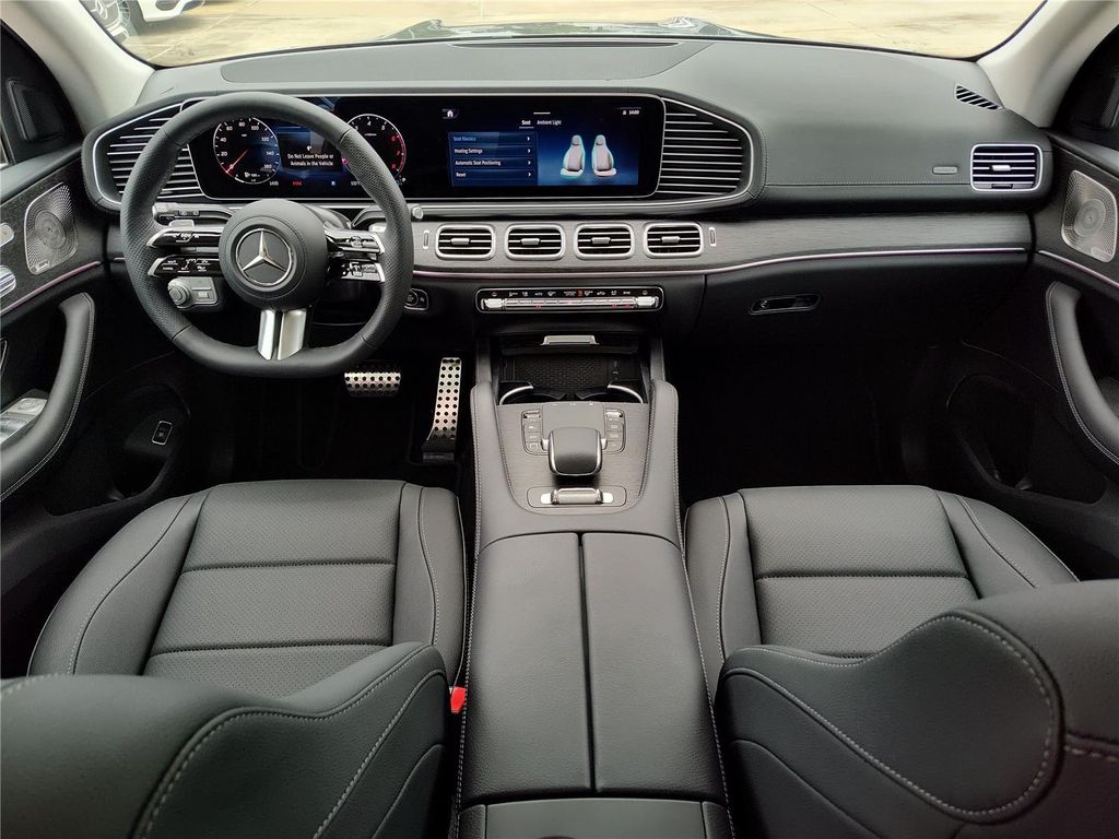 صورة 10 لـ 2026 Mercedes-BENZ GLS