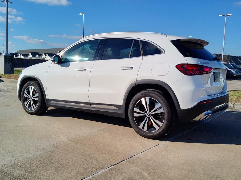 MERCEDES-BENZ GLA-CLASS - 3