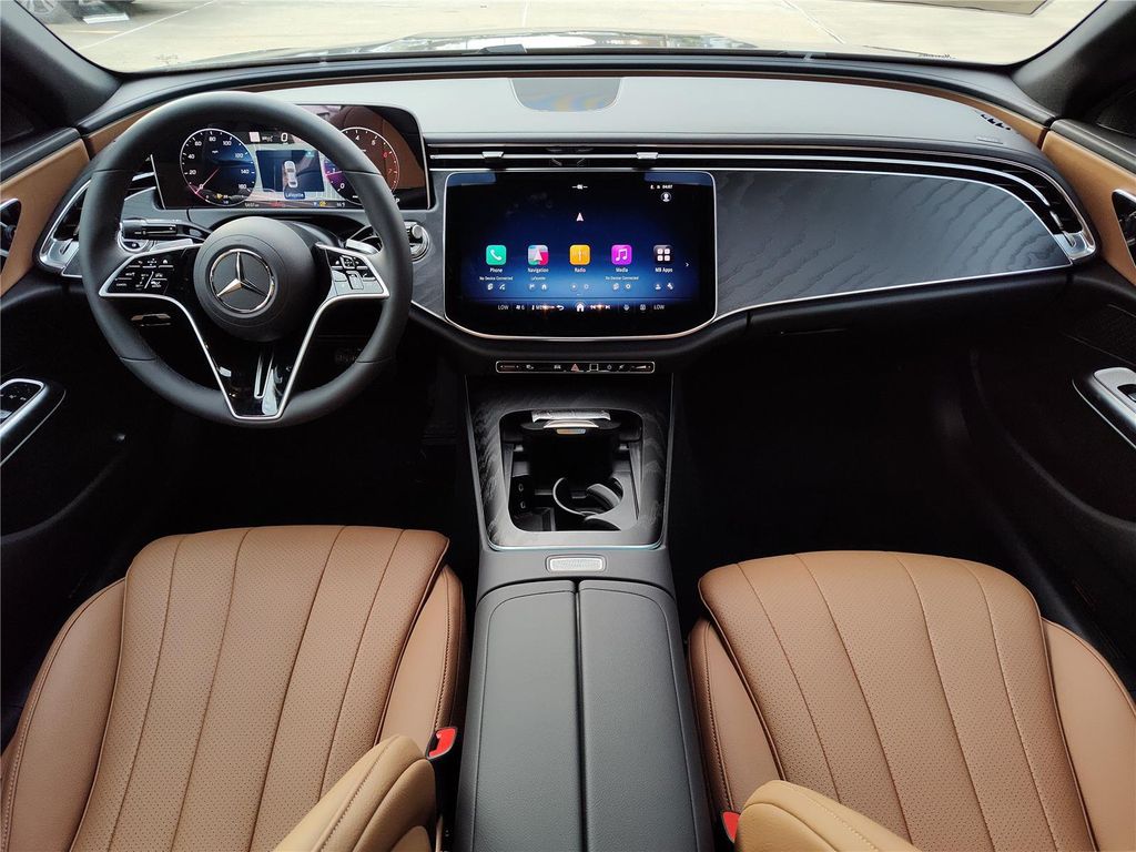 MERCEDES-BENZ E-CLASS - 10