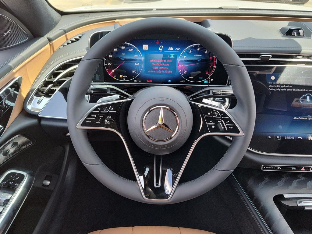 MERCEDES-BENZ E-CLASS - 7