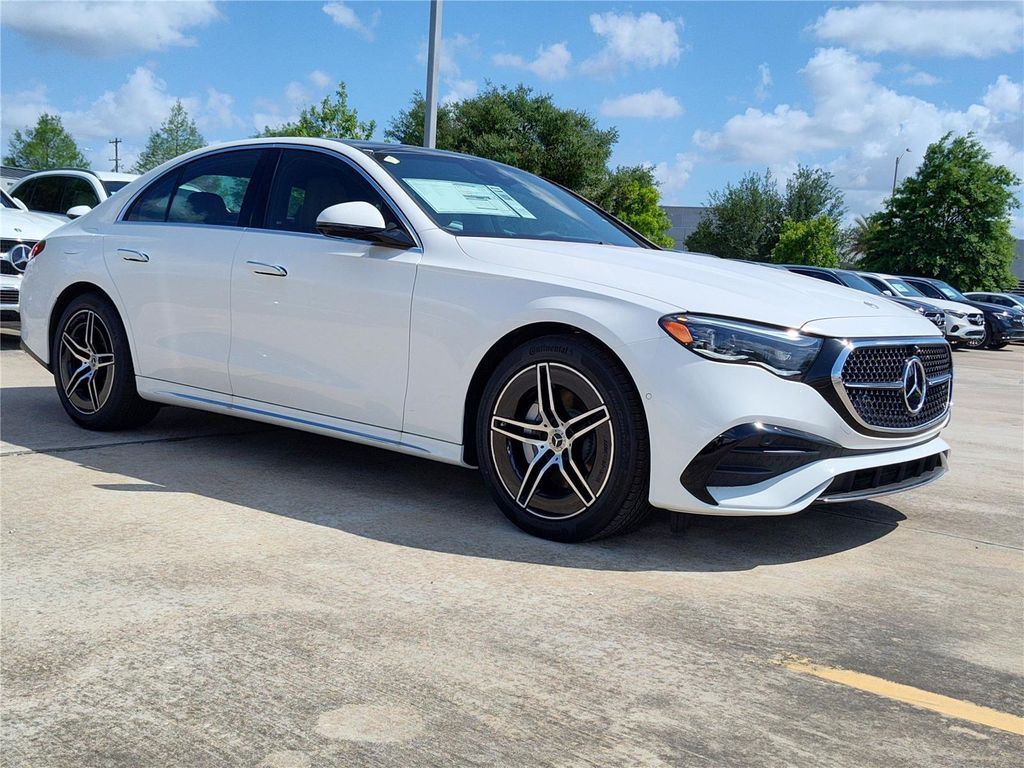 MERCEDES-BENZ E-CLASS - 5