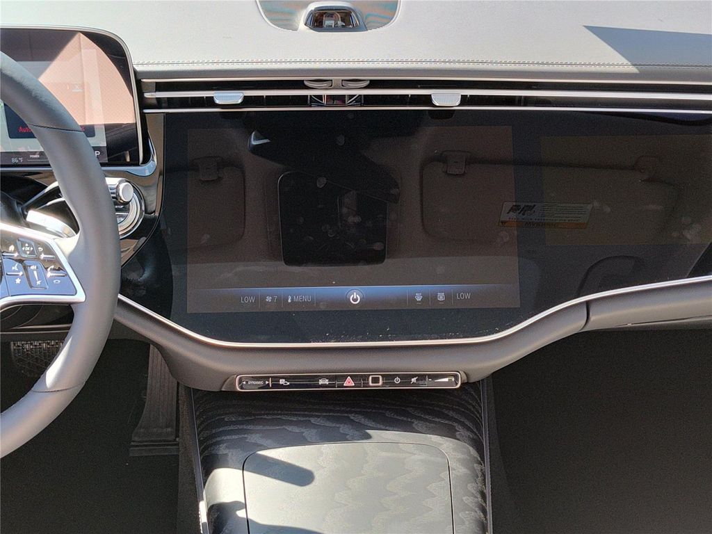 MERCEDES-BENZ E-CLASS - 8