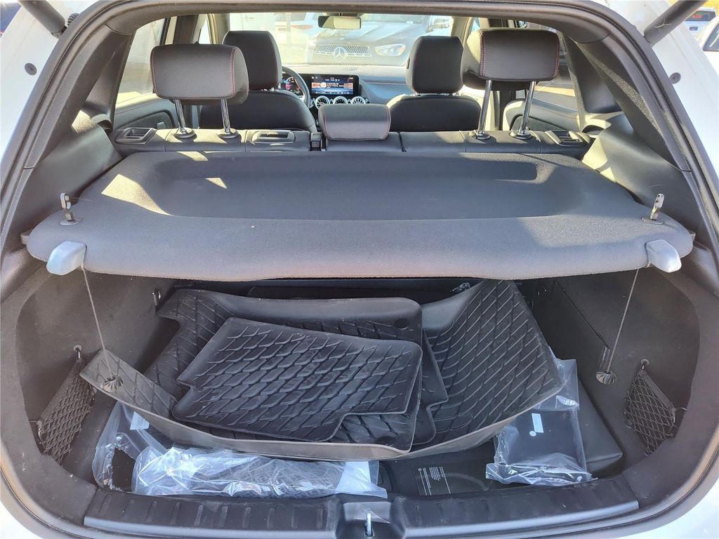 MERCEDES-BENZ GLA-CLASS - 6