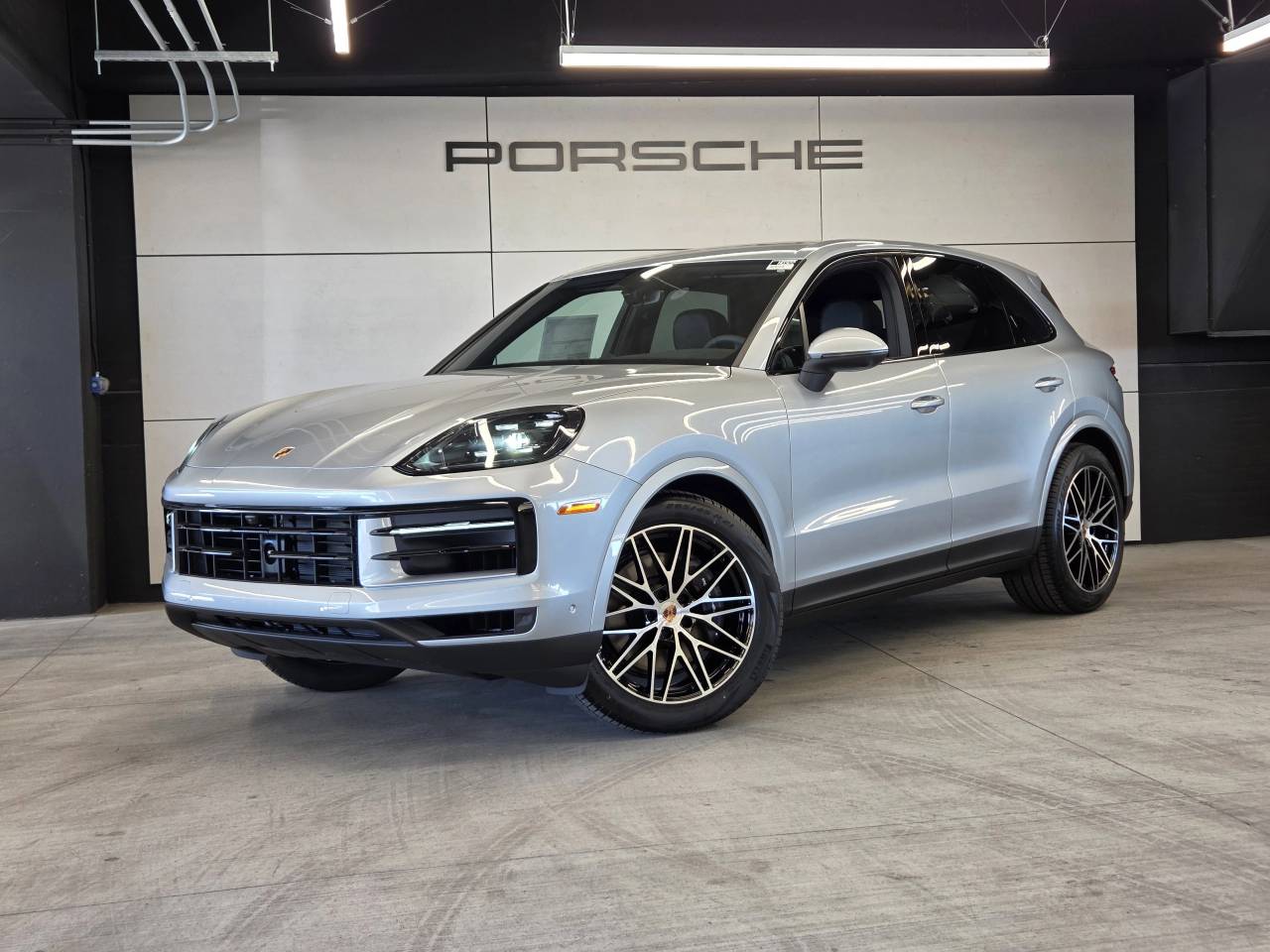 2026 Porsche CAYENNE — фото 1