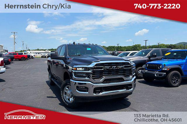 New 2026 RAM 2500 Tradesman Crew Cab 4x4 6'4' Box