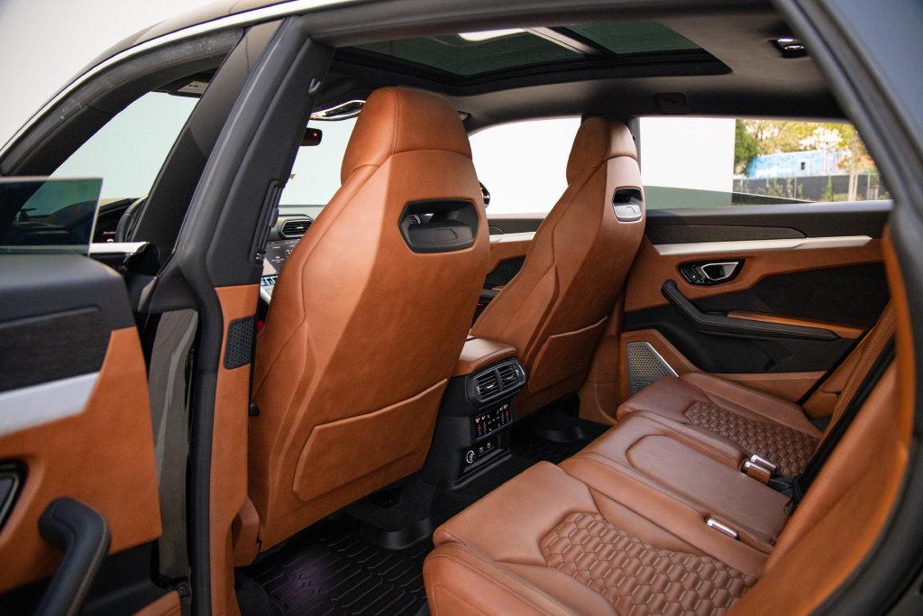 صورة مصغرة 46 لـ 2022 Lamborghini URUS SPORT UTILITY 4D