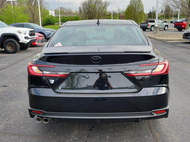 TOYOTA CAMRY - 4