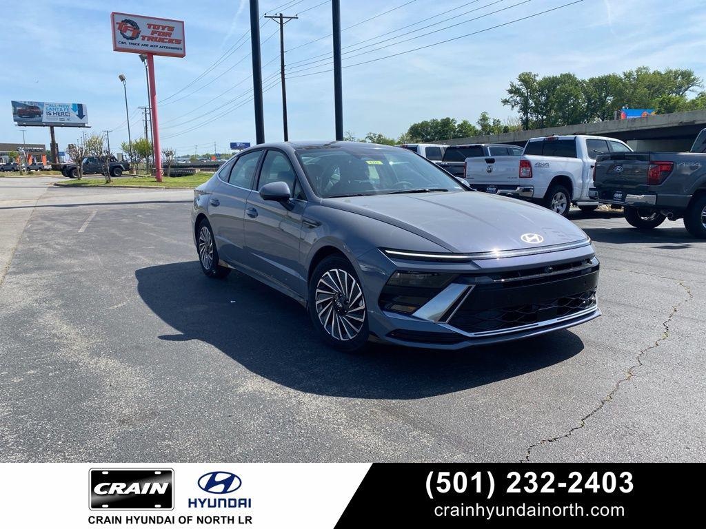 New 2026 Hyundai SONATA Hybrid Limited