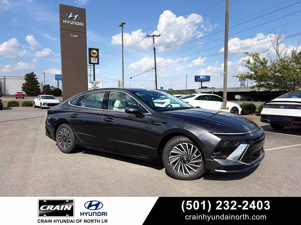 New 2026 Hyundai SONATA Hybrid Limited