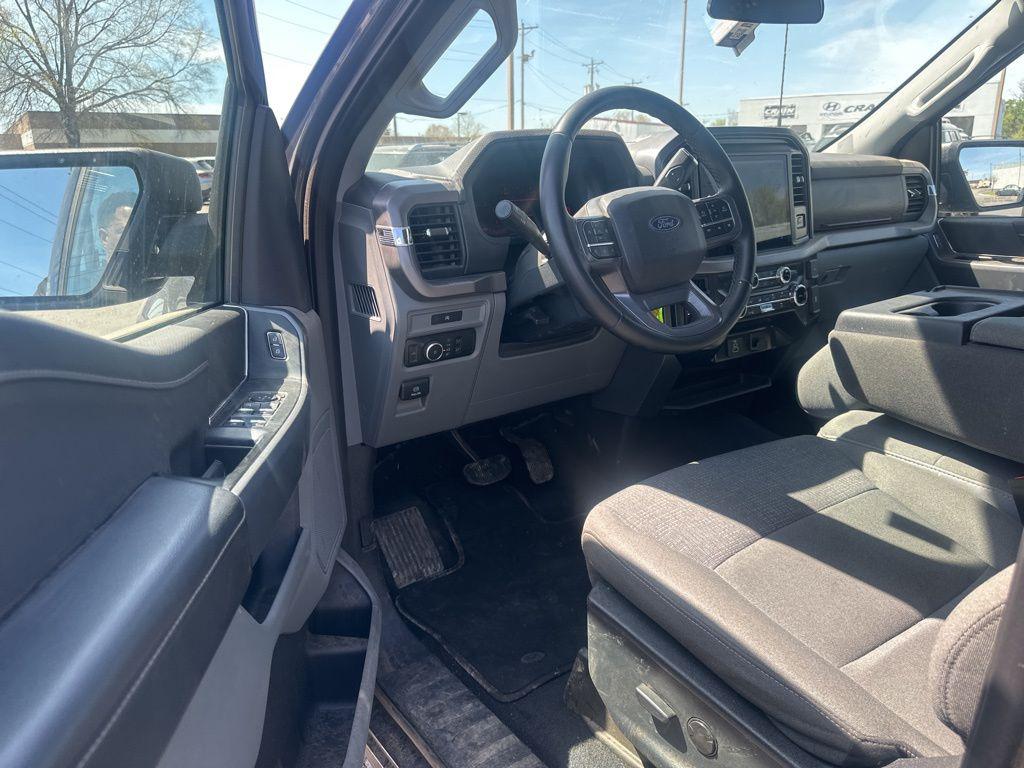 صورة مصغرة 29 لـ 2025 FORD F-150 XLT