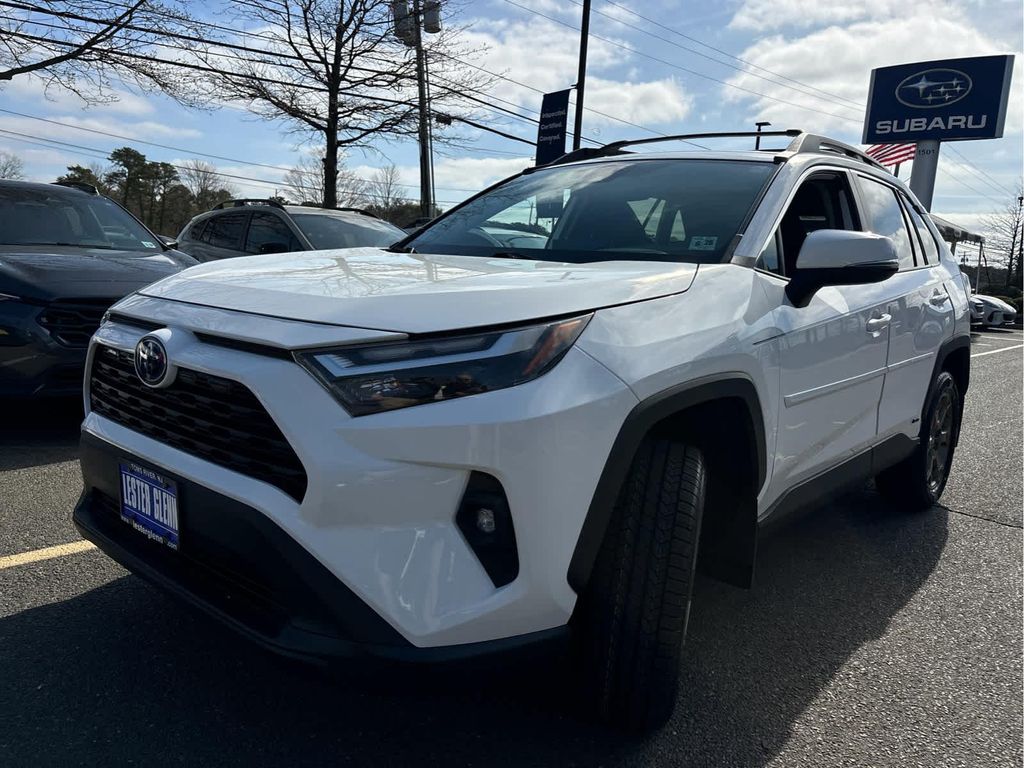 TOYOTA RAV4 - 5