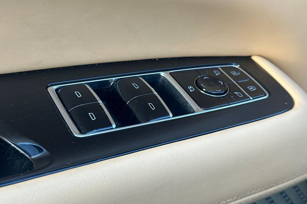 صورة مصغرة 11 لـ 2026 Cadillac ESCALADE IQ PREMIUM LUXURY