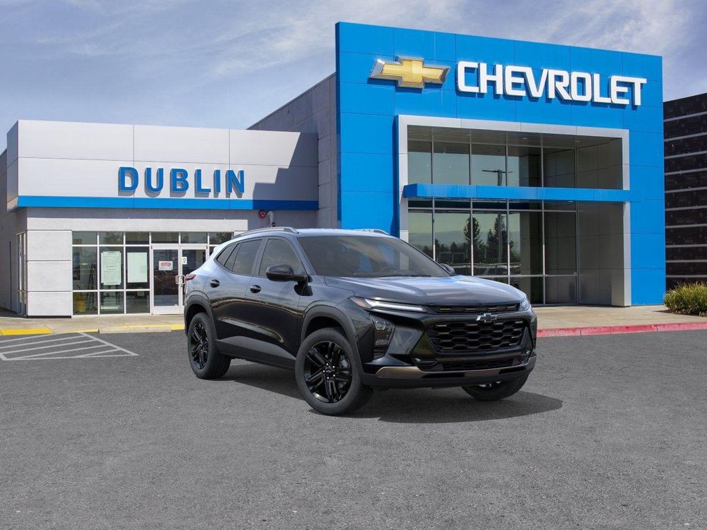 New 2026 Chevrolet Trax FWD ACTIV