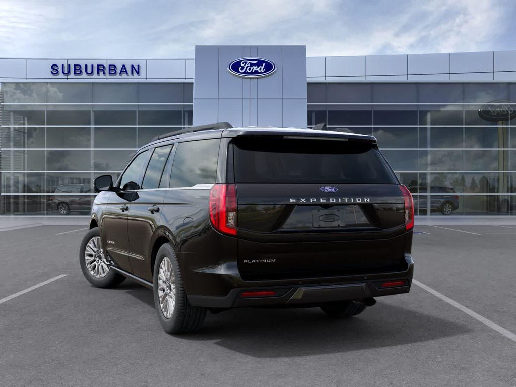 صورة 8 لـ 2027 FORD EXPEDITION PLATINUM