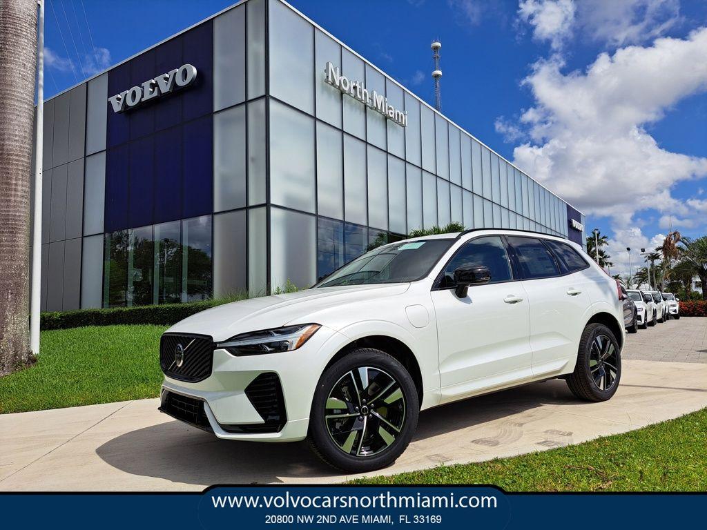 New 2026 Volvo XC60 Plug-In Hybrid T8 Core