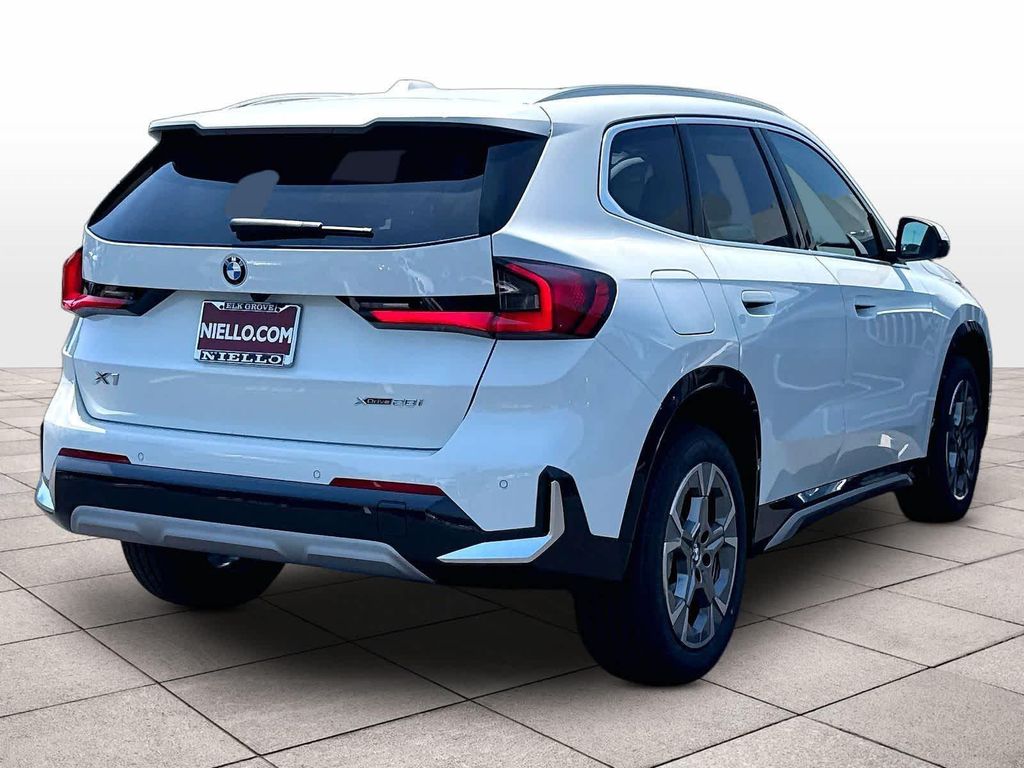 صورة مصغرة 15 لـ 2026 BMW X1 XDRIVE28I