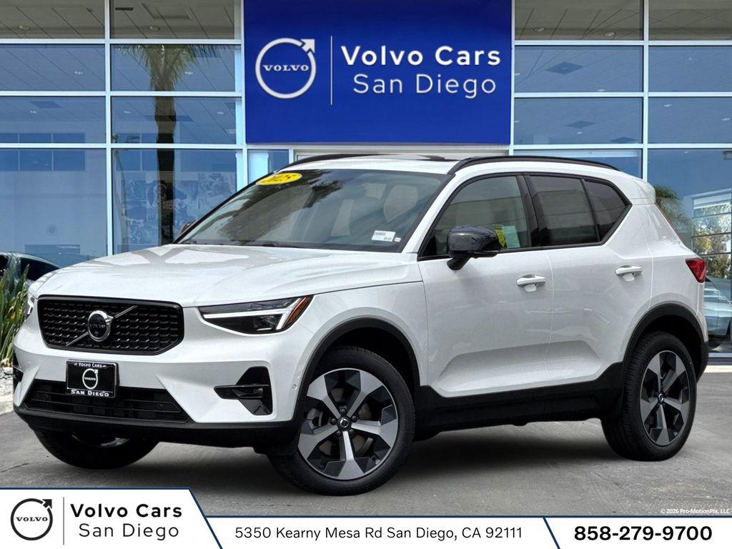 New 2026 Volvo XC40 B5 Plus