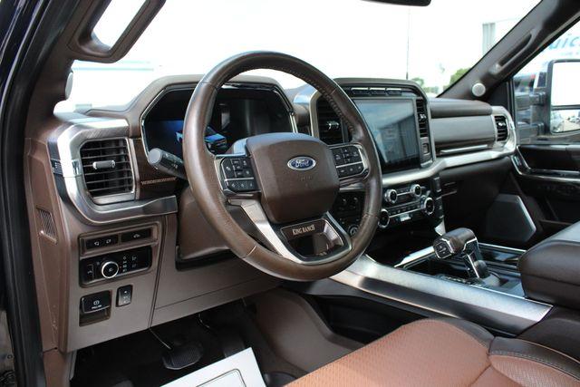 2023 FORD F-150 KING RANCH photo 2