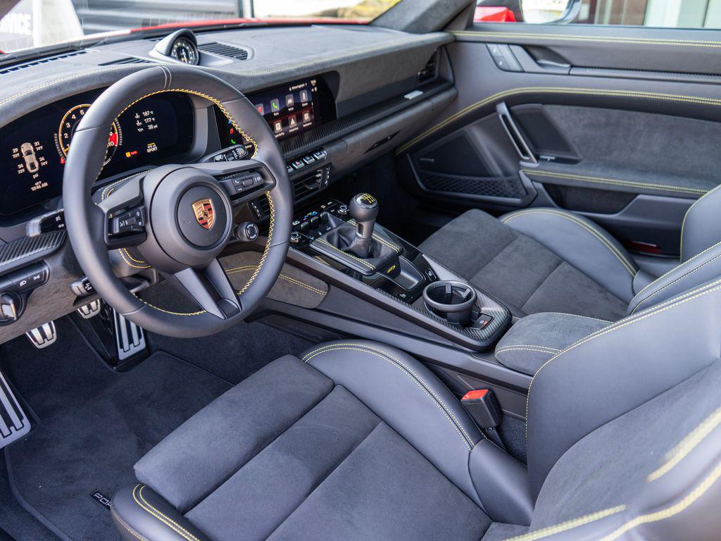 صورة 5 لـ 2026 Porsche 911 GT3