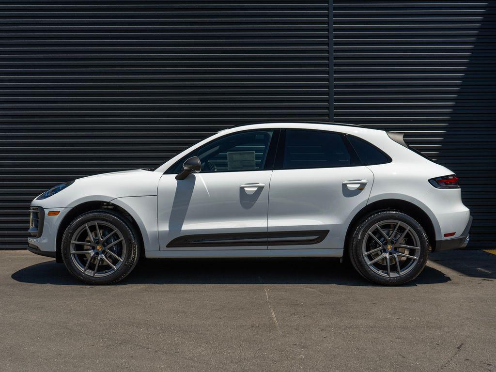 2026 Porsche MACAN T 照片 2