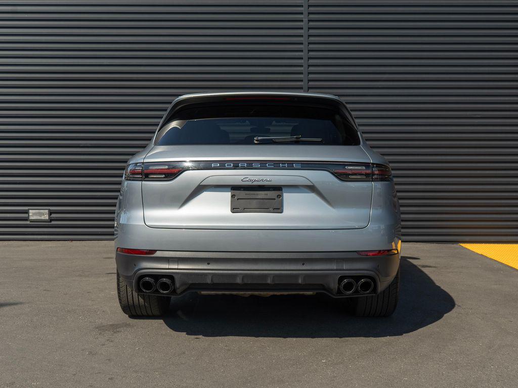 PORSCHE CAYENNE - 10