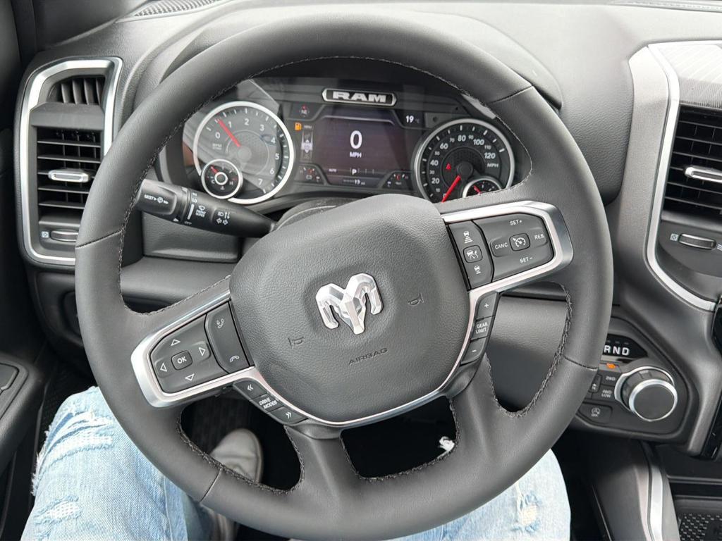 2026 RAM 1500 BIG HORN thumbnail 13