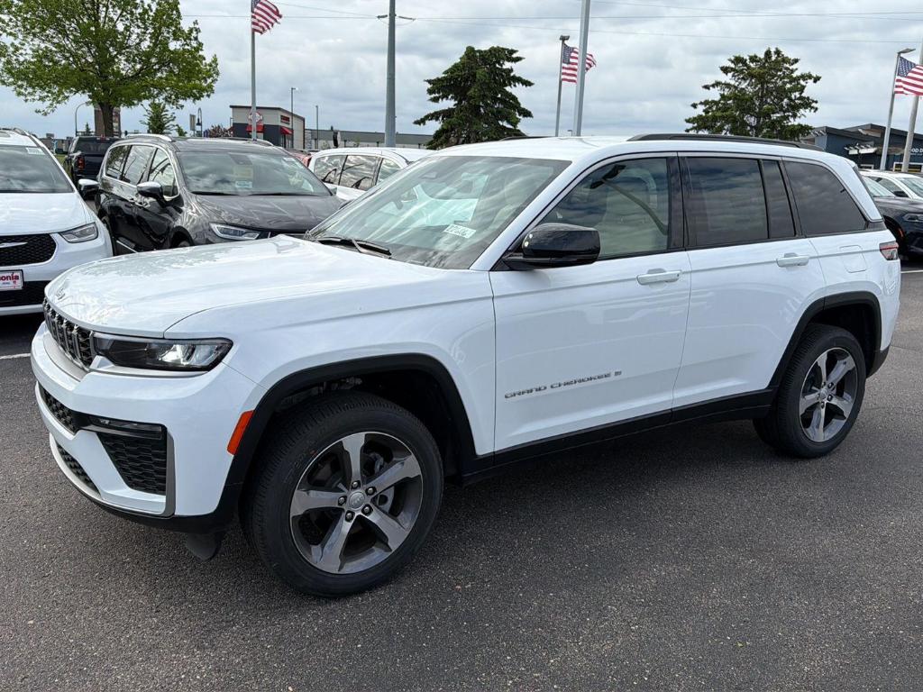 New 2026 Jeep Grand Cherokee Limited