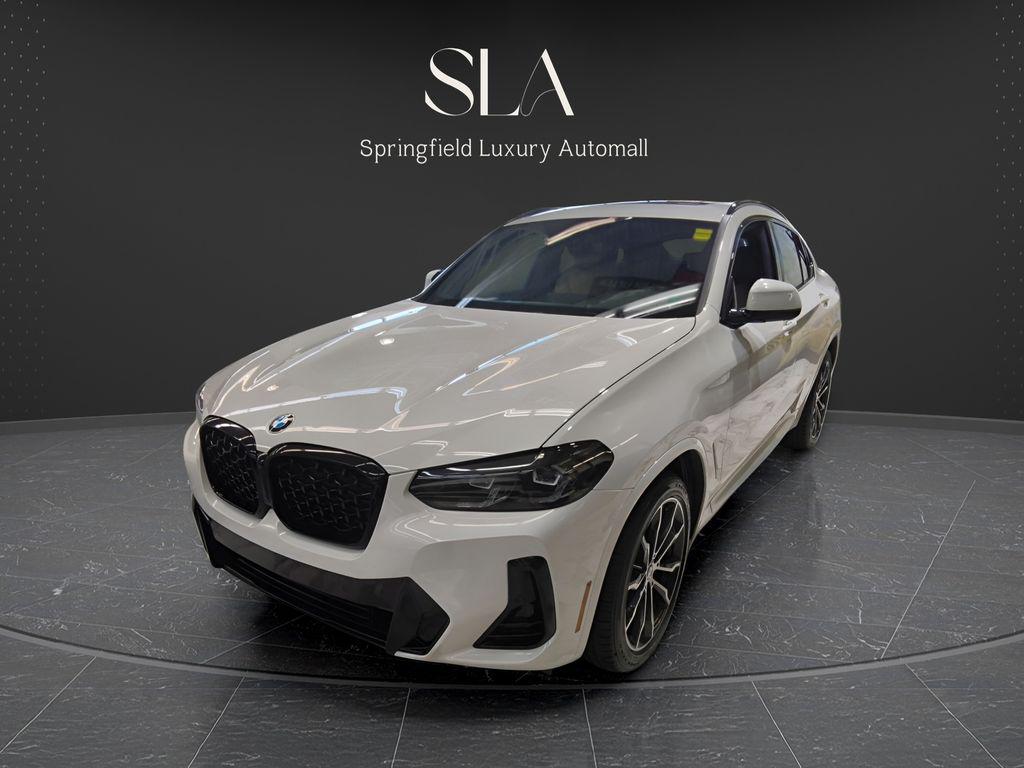 صورة 4 لـ 2023 BMW X4 XDRIVE30I