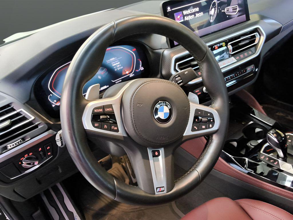 صورة 10 لـ 2023 BMW X4 XDRIVE30I