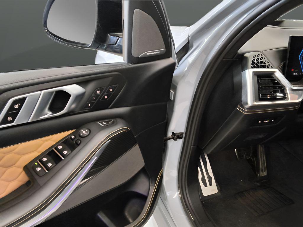 صورة 14 لـ 2020 BMW X6 XDRIVE40I