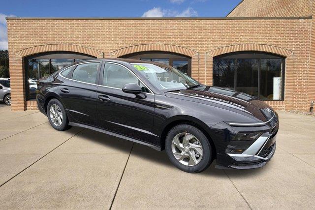 New 2026 Hyundai SONATA SE
