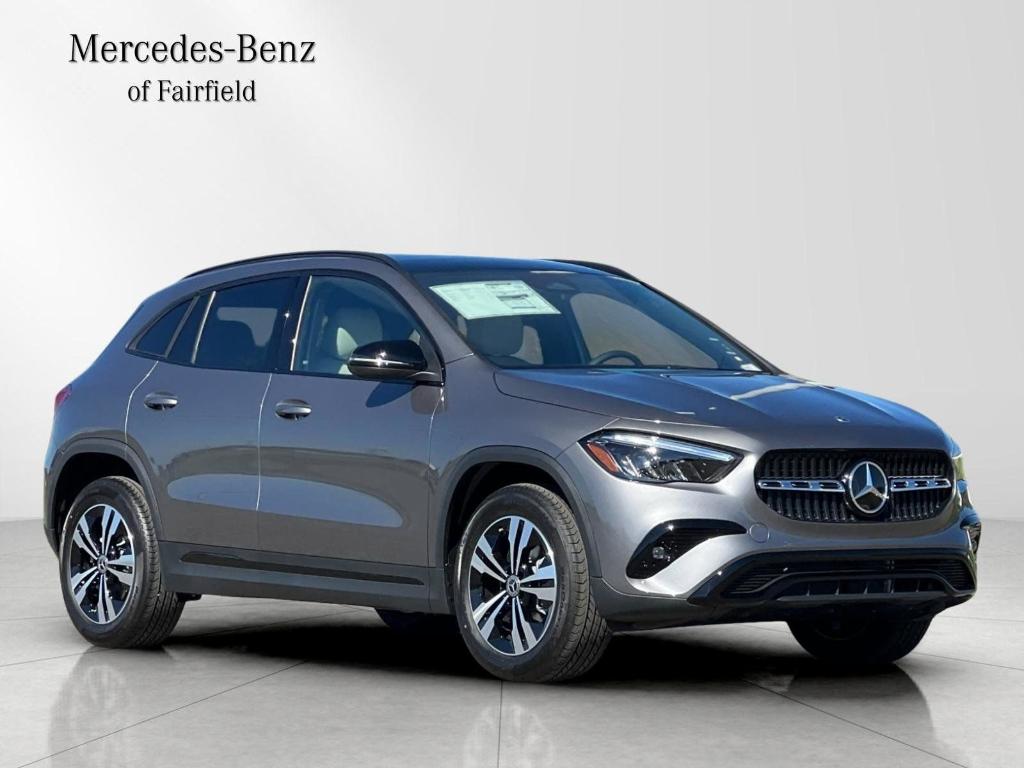 MERCEDES-BENZ GLA - 9