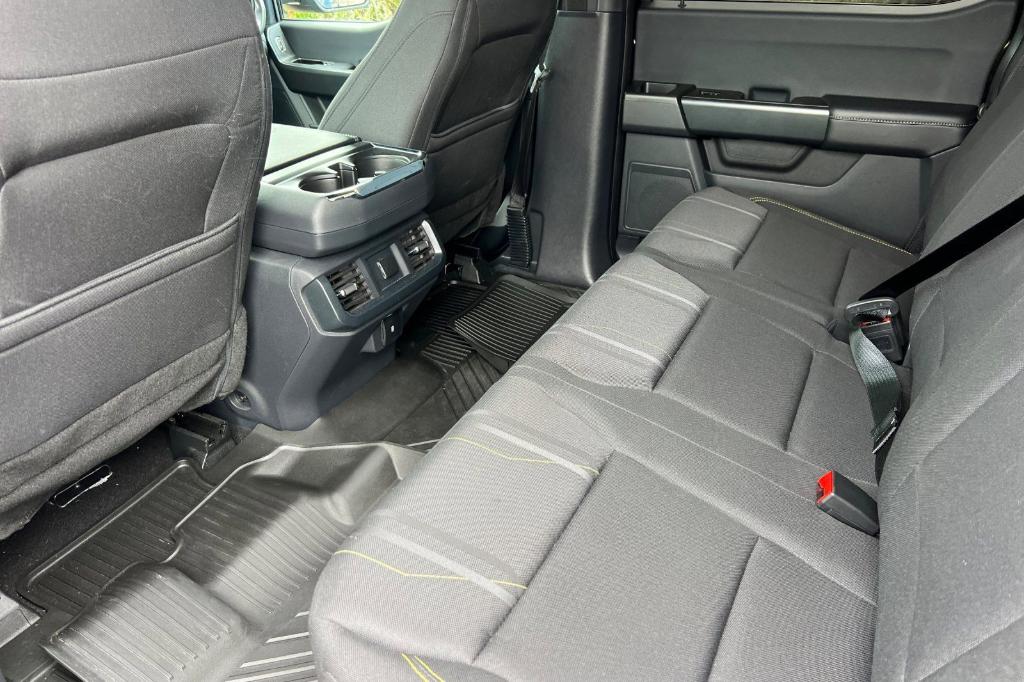FORD F-150 STX - 4