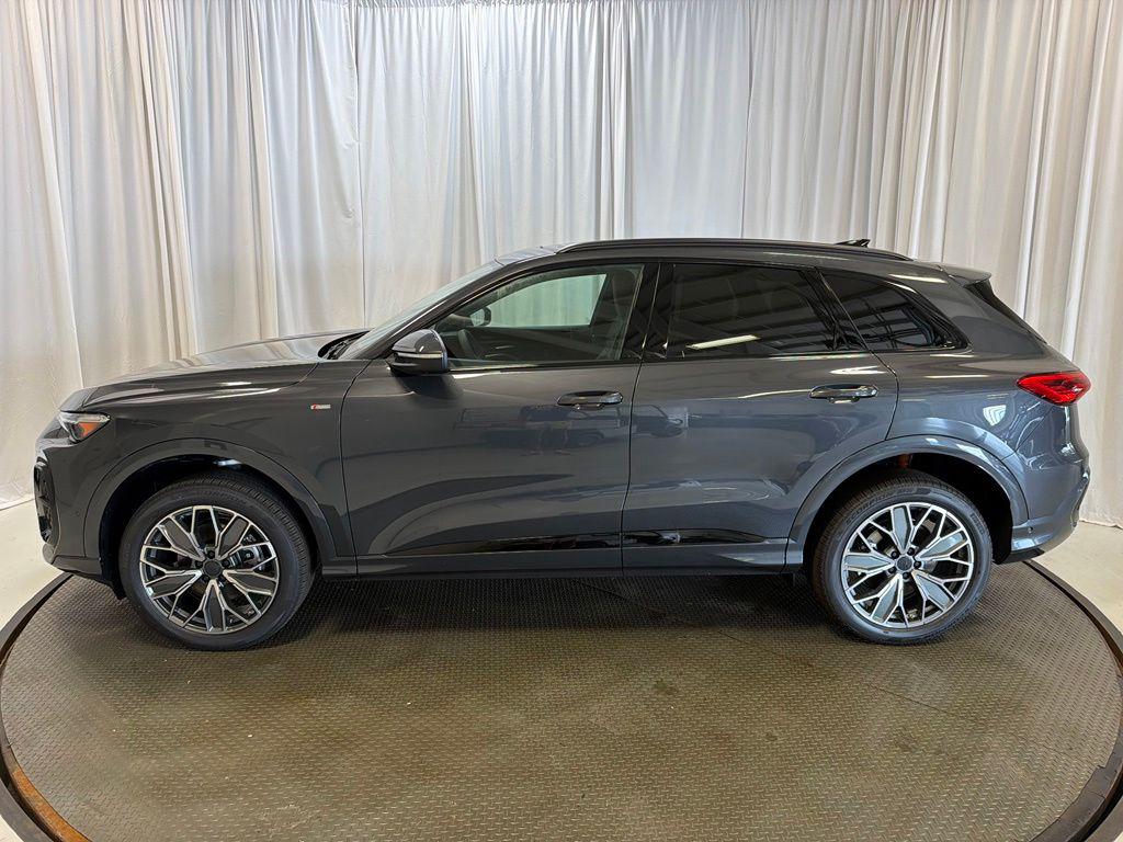 2026 AUDI Q5 PREMIUM PLUS TFSI QUATTRO S TRONIC 照片 2