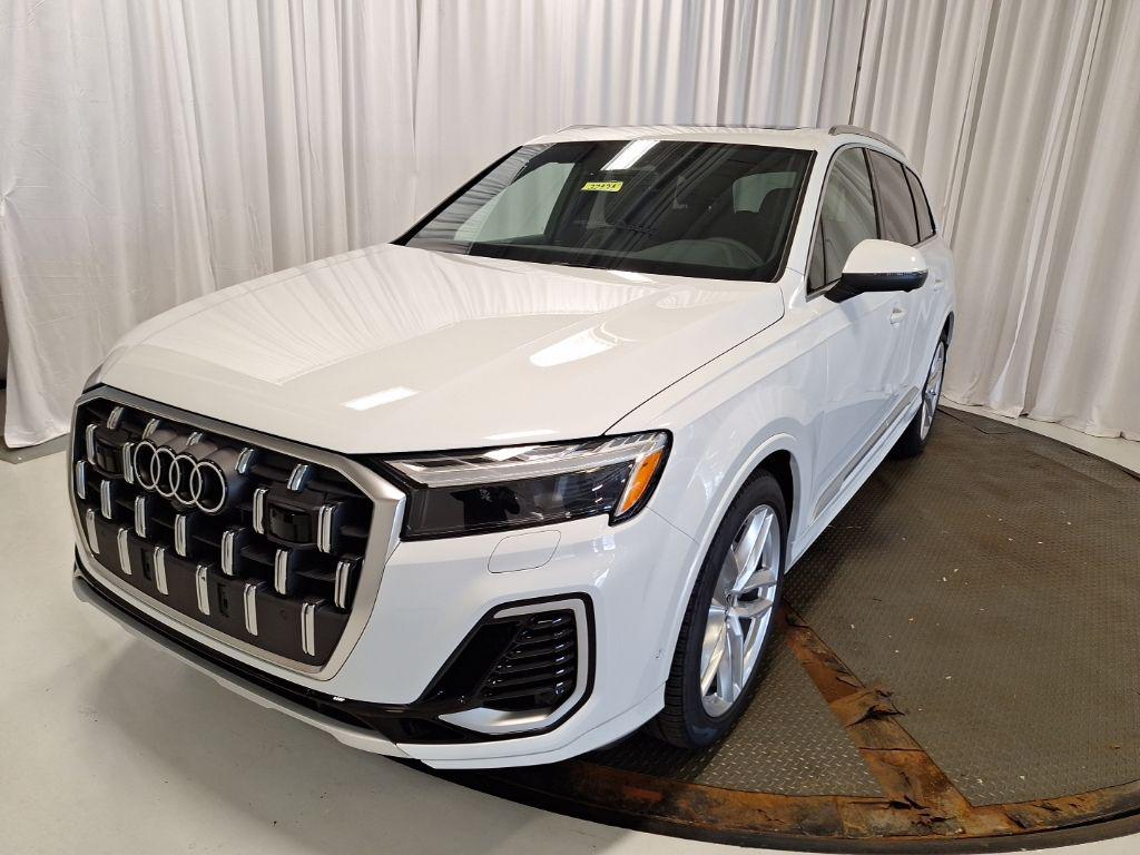 New 2025 Audi Q7 55 Premium Plus