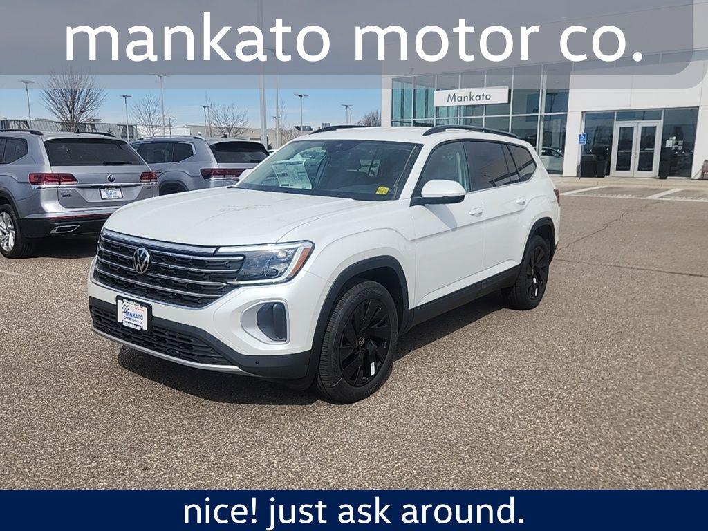 New 2026 Volkswagen Atlas 2.0T SE w/Technology 4MOTION