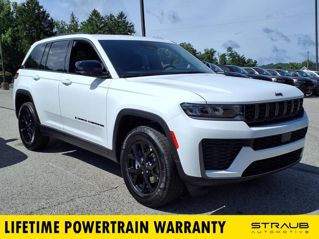 New 2026 Jeep Grand Cherokee Laredo