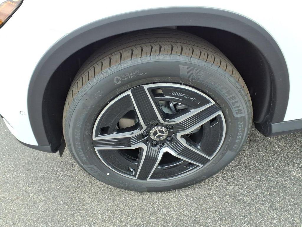 MERCEDES-BENZ GLC - 10