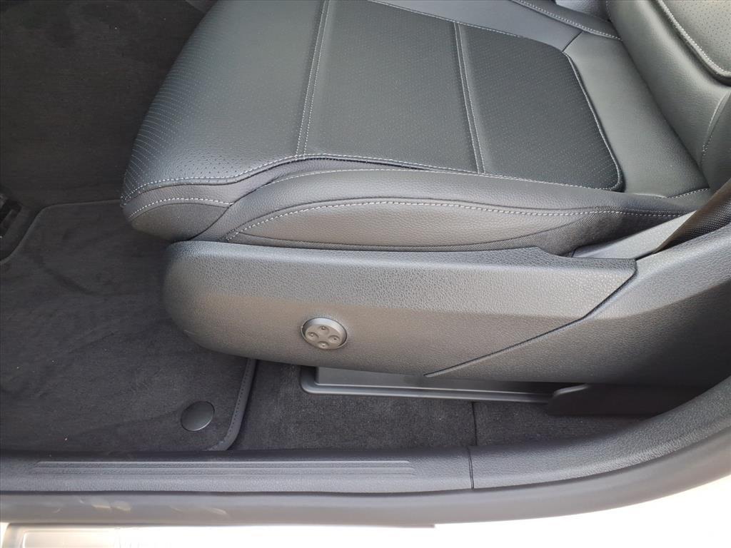 2026 Mercedes-BENZ GLC 缩略图 15