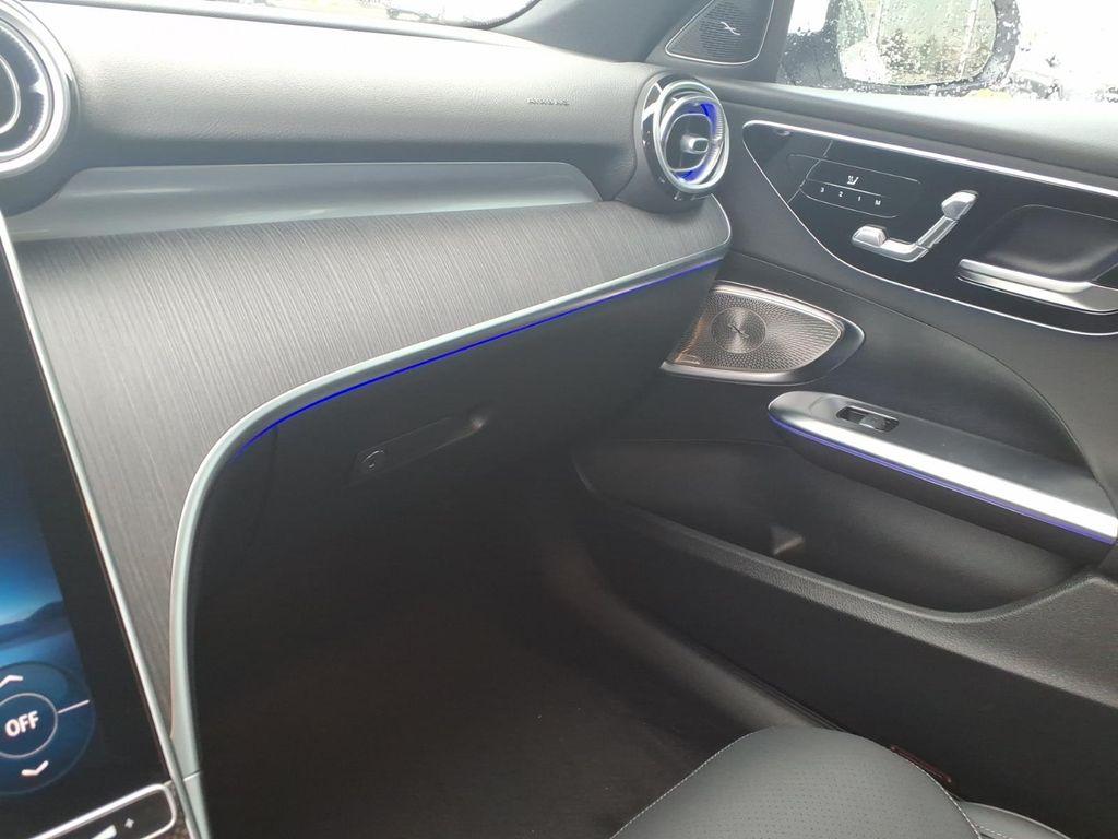 2026 Mercedes-BENZ C-CLASS 缩略图 25