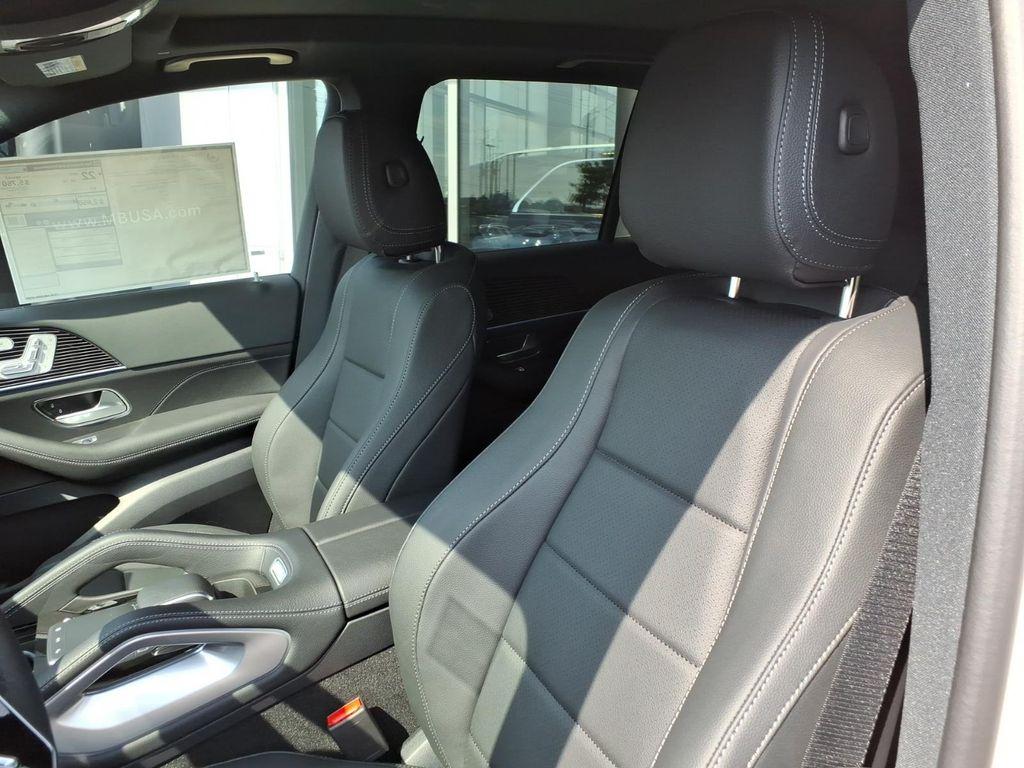 2026 Mercedes-BENZ GLE — миниатюра 13
