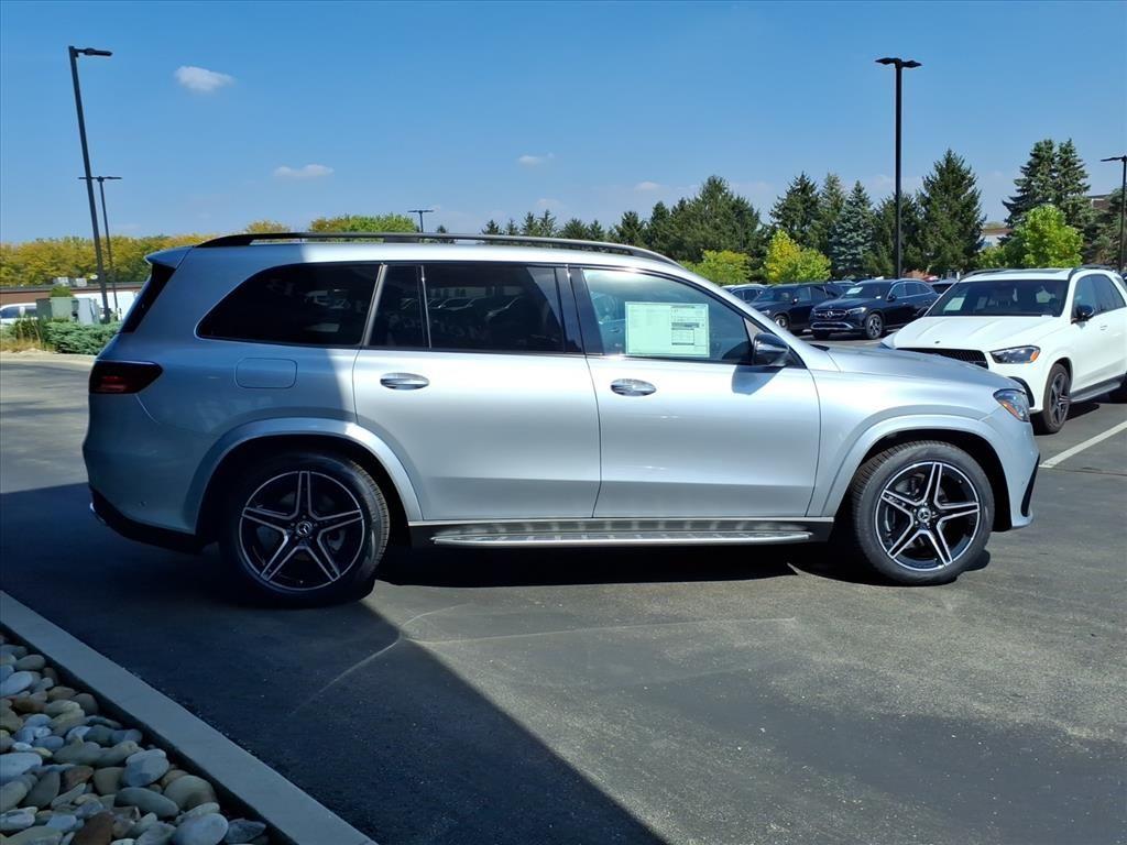 MERCEDES-BENZ GLS - 7