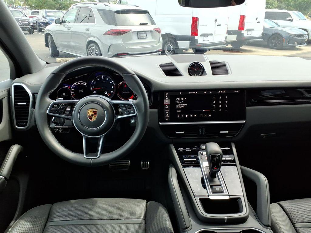 2021 Porsche CAYENNE S — миниатюра 31