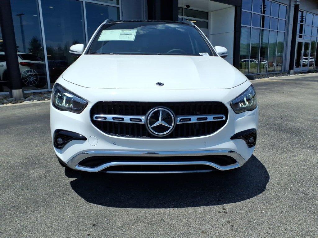 2026 Mercedes-BENZ GLA — миниатюра 10