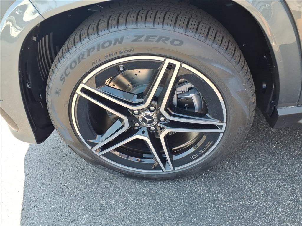 MERCEDES-BENZ GLS - 10