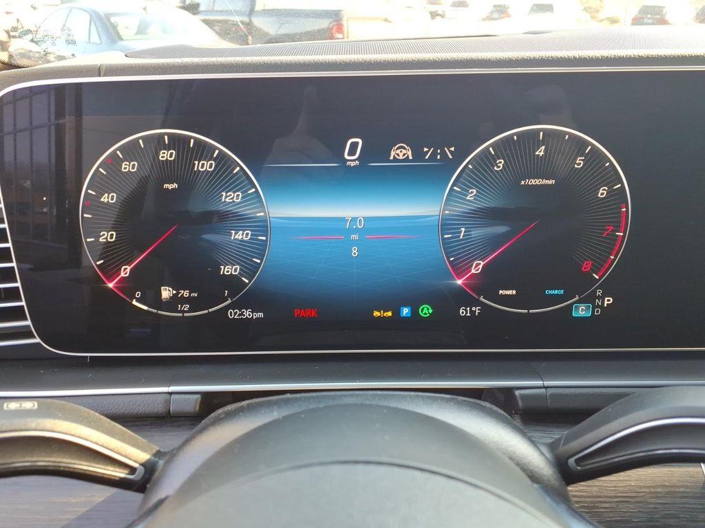 2026 Mercedes-BENZ GLE — миниатюра 18