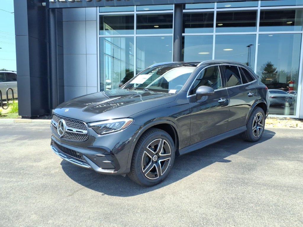 2026 Mercedes-BENZ GLC — миниатюра 2