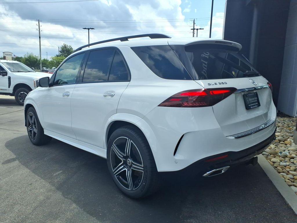 2026 Mercedes-BENZ GLE 照片 4