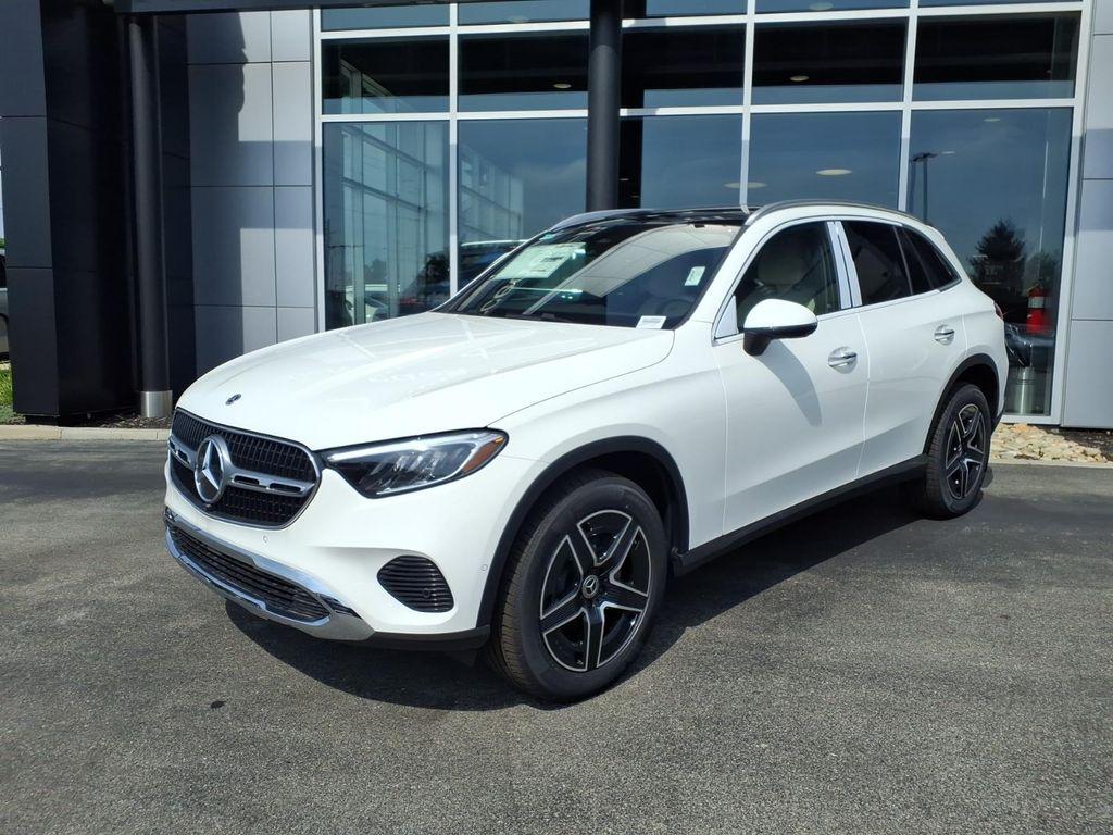2026 Mercedes-BENZ GLC — фото 2