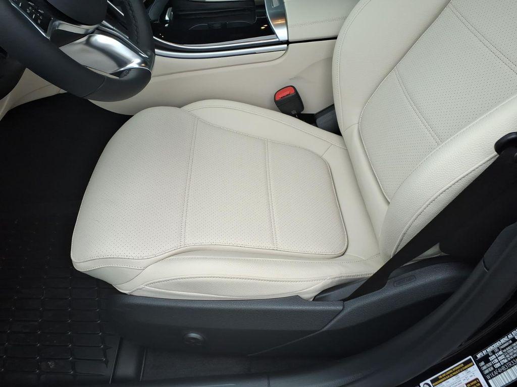 2026 Mercedes-BENZ C-CLASS — миниатюра 15